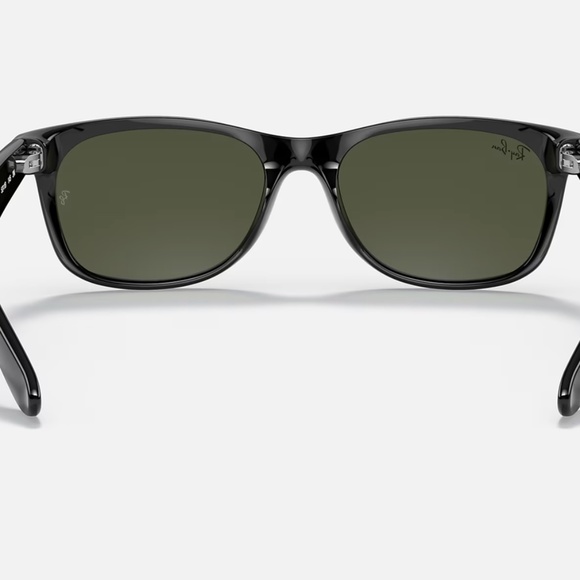 Ray-Ban New Wayfarer Classic sunglasses (RB2132) - Picture 7 of 10